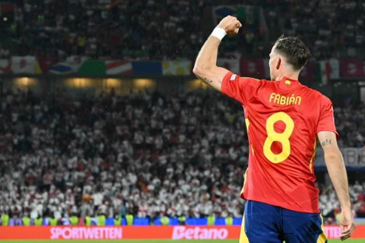 ويليامز وأولمو يؤكدان تأهل إسبانيا في ربع نهائي يورو 2024 (فيديو)